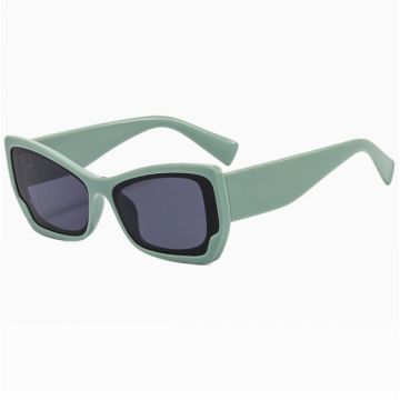 Retro Polygon Sunglasses-Model 2